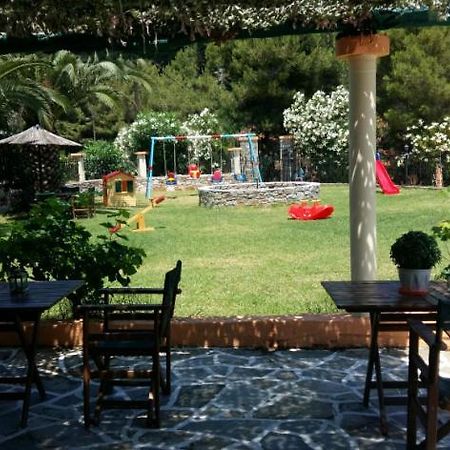 Villa Nefeli Skiathos Bagian luar foto